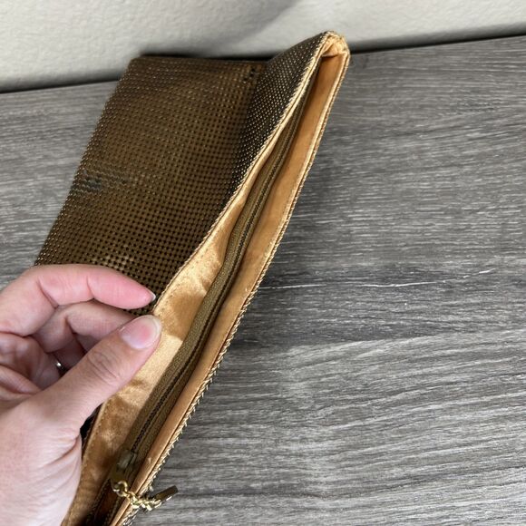 Vintage Whiting & Davis Copper Mesh Zipper Clutch Makeup or Travel Pouch Glam - Picture 7 of 10